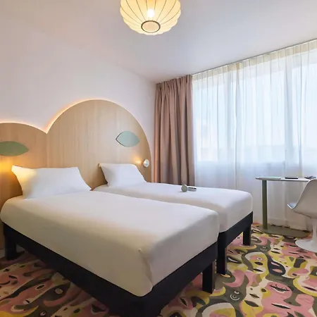 Ibis Styles Centre Отель