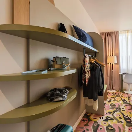 Ibis Styles Centre Отель