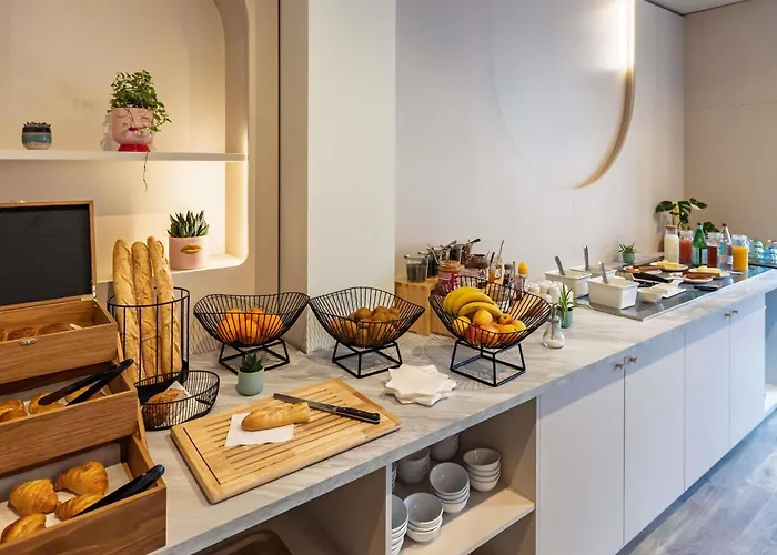 Ibis Styles Centre 3*